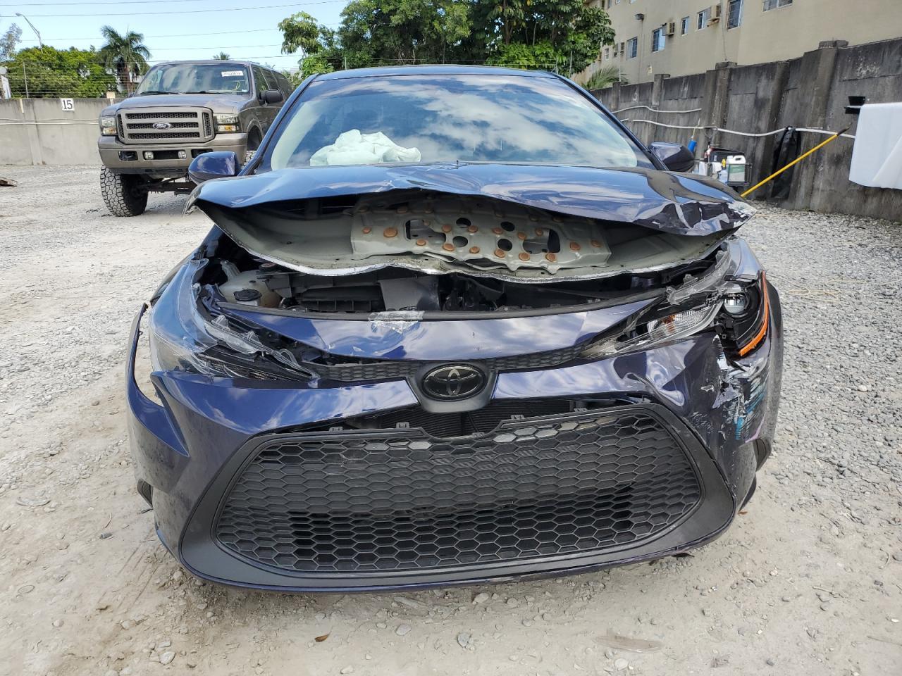 2022 TOYOTA COROLLA LE - Image 5