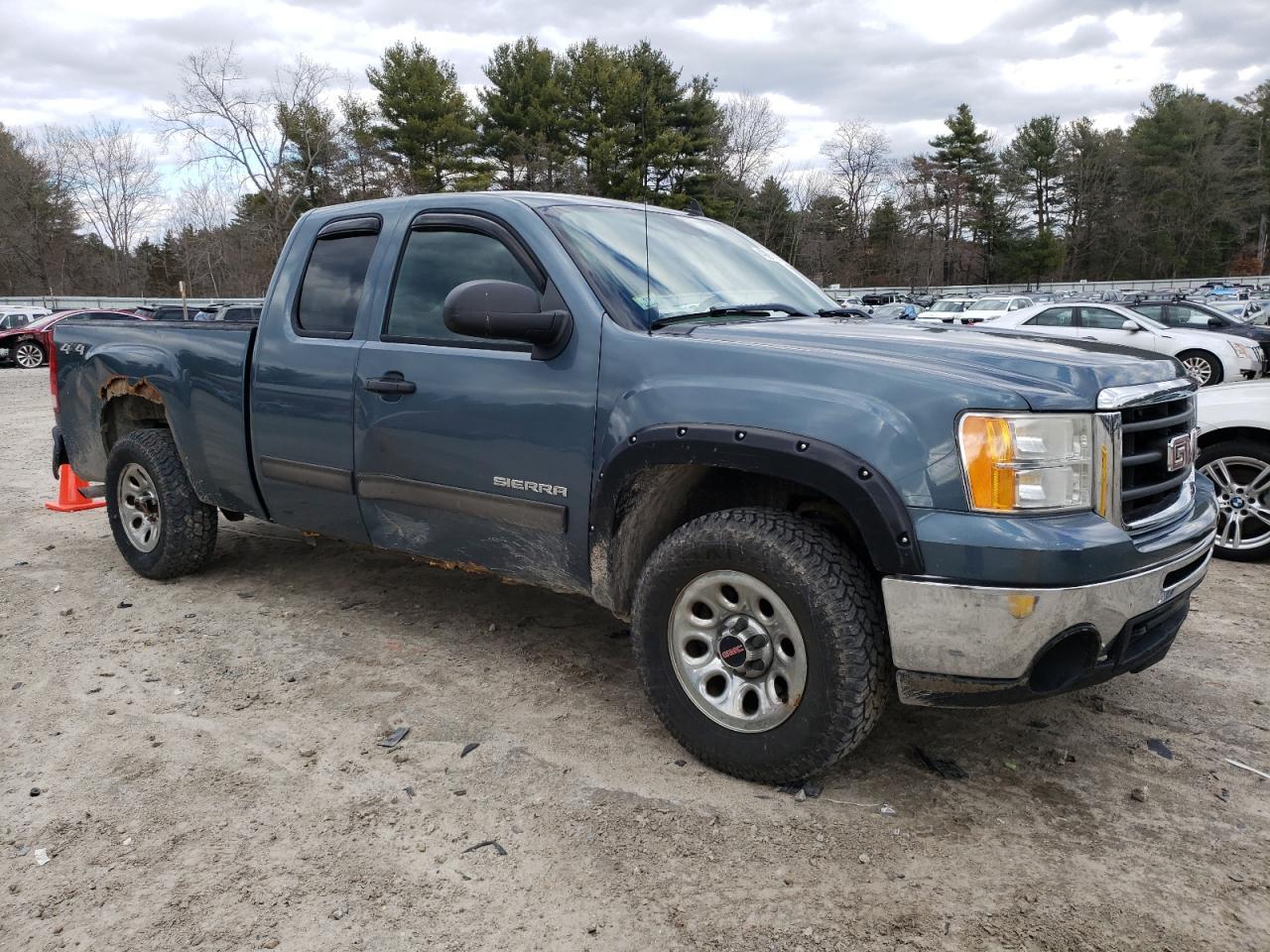 2011 GMC SIERRA K15 - Image 4