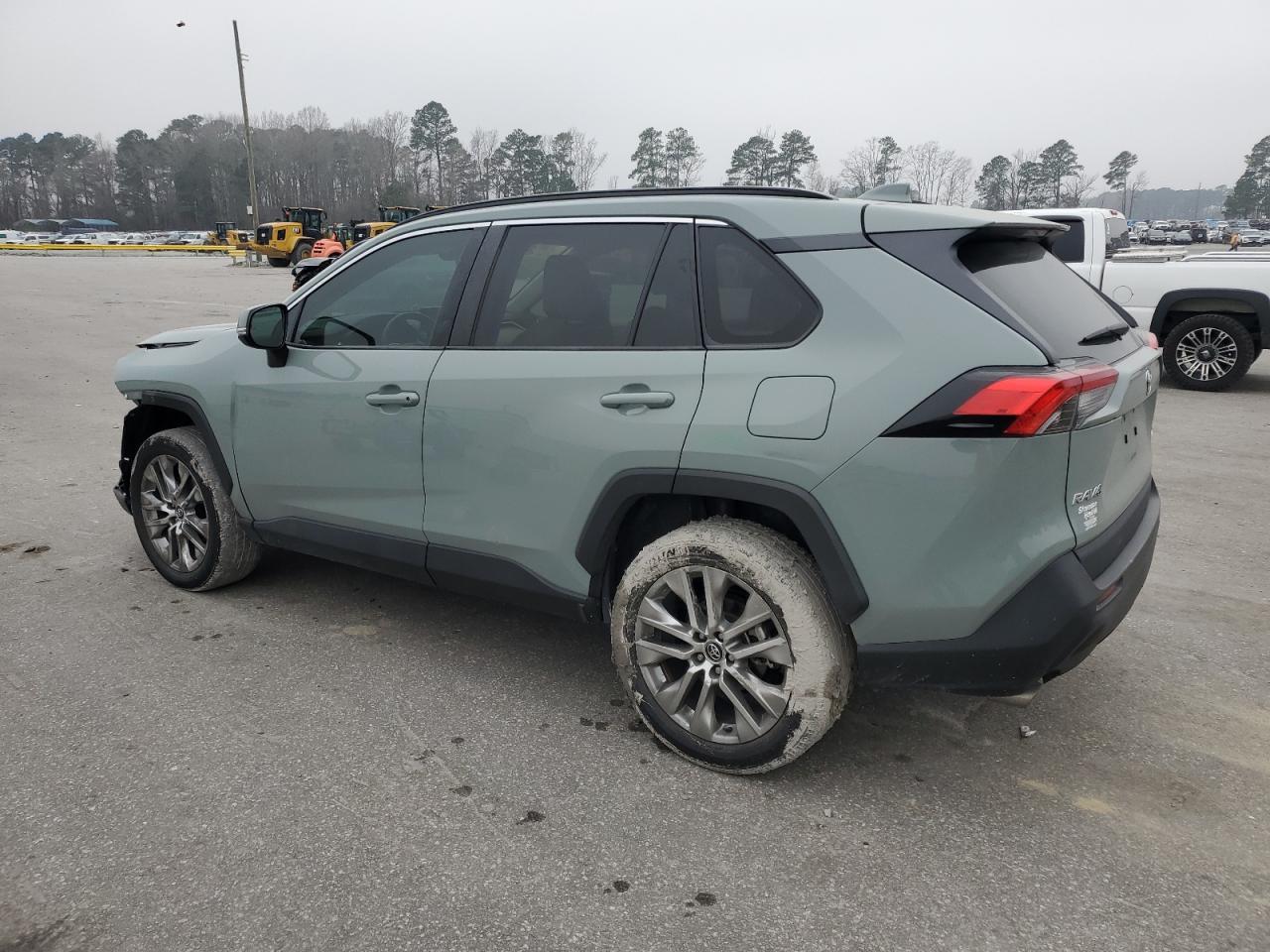2020 TOYOTA RAV4 XLE P - Image 2