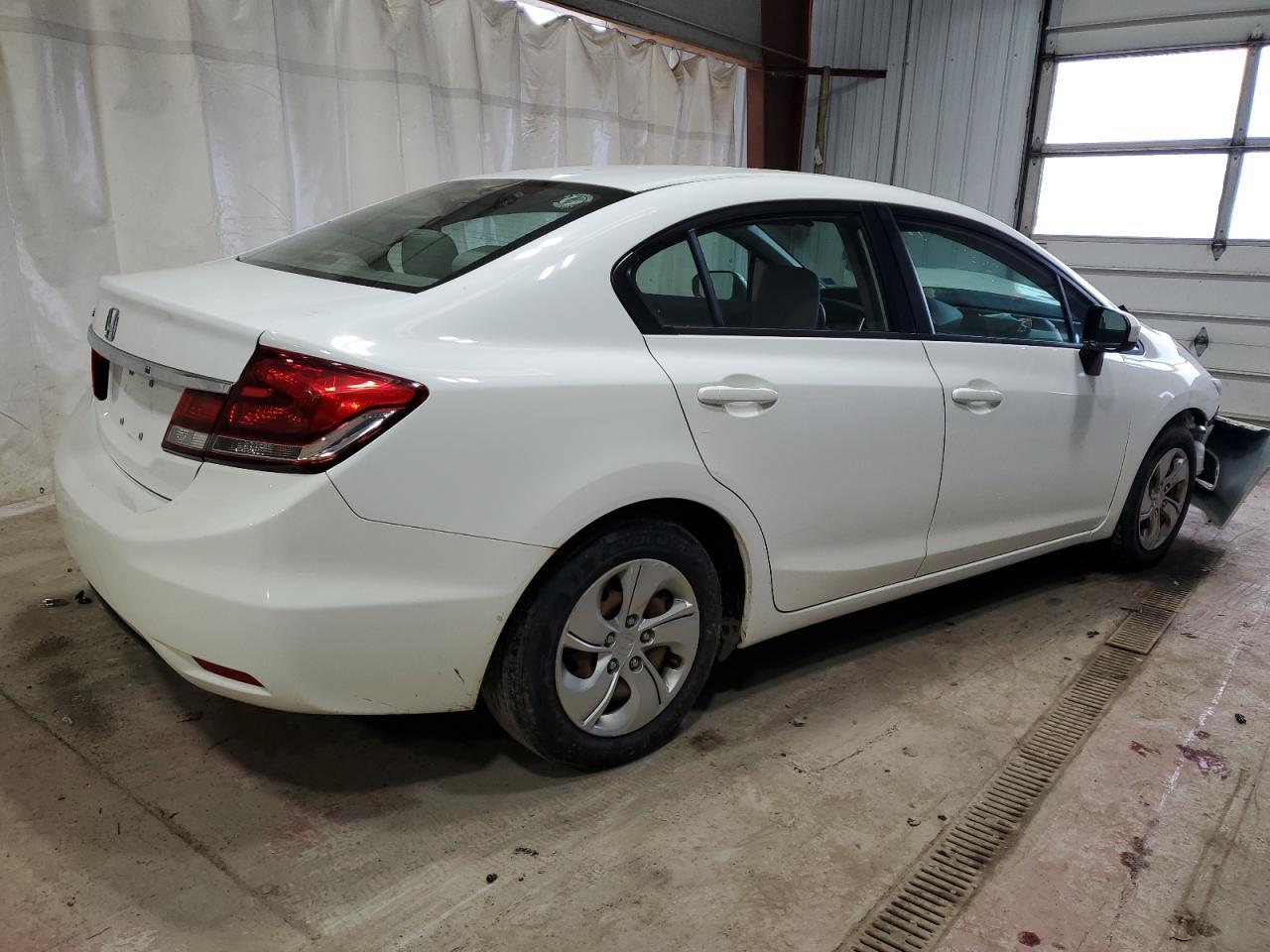 2015 HONDA CIVIC LX - Фото 3