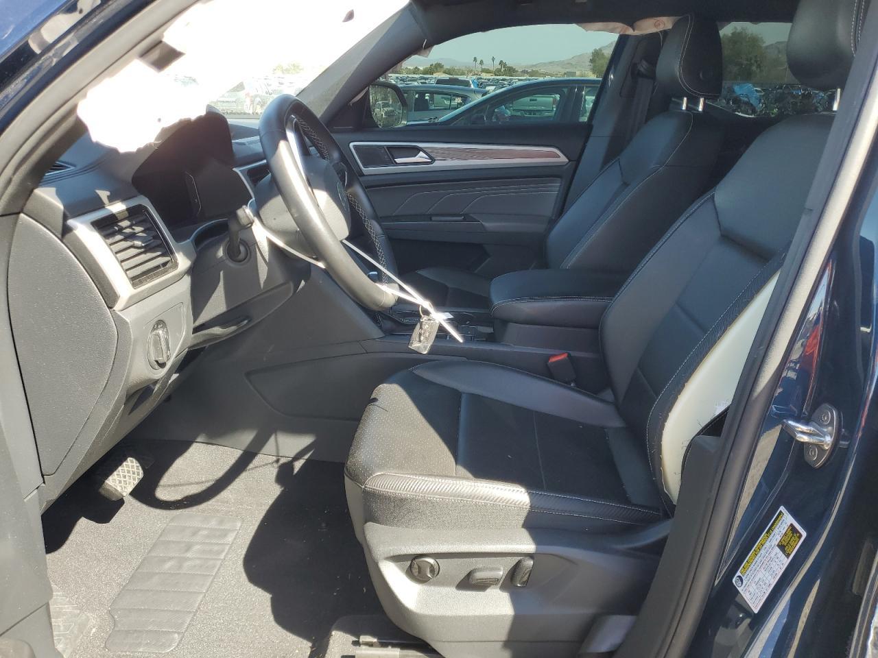 2022 VOLKSWAGEN ATLAS CROS - Фото 7