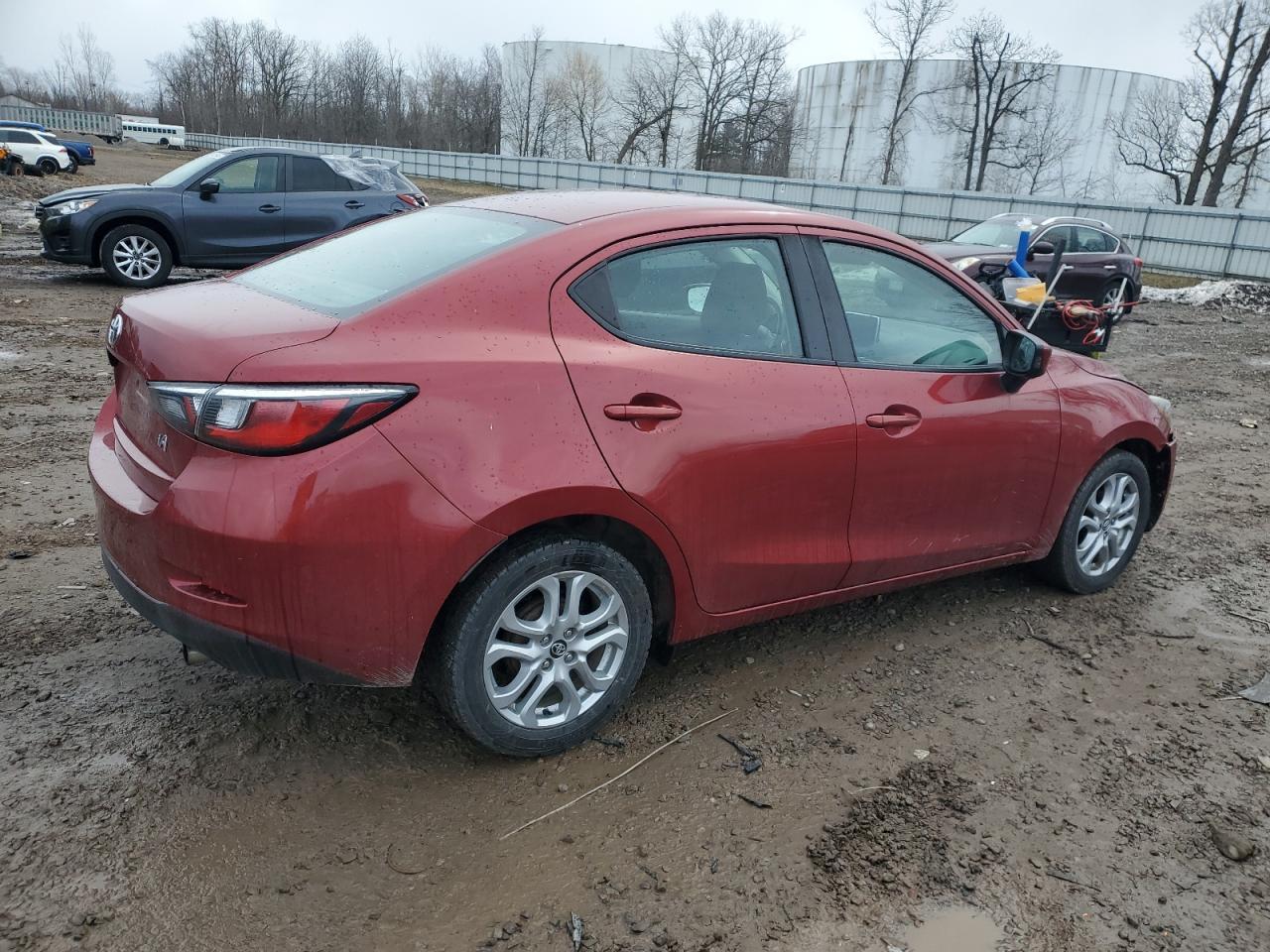2017 TOYOTA YARIS IA - Фото 3