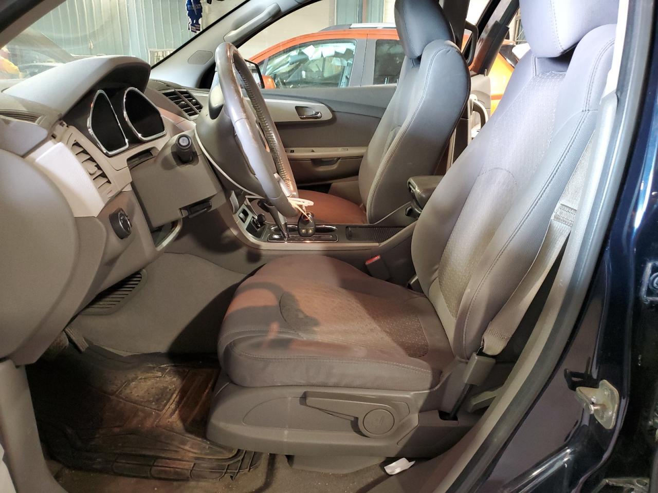 2011 CHEVROLET TRAVERSE L - Фото 7