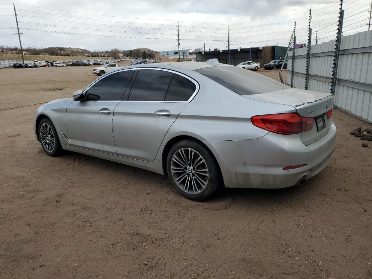 2018 BMW 530 XI - Image 2