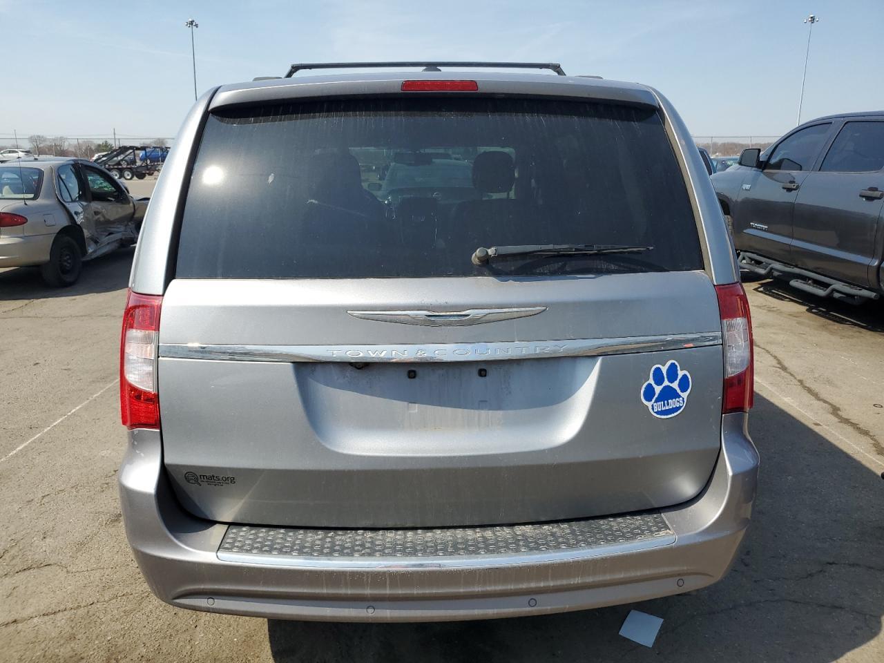 2014 CHRYSLER TOWN & COU - Фото 6