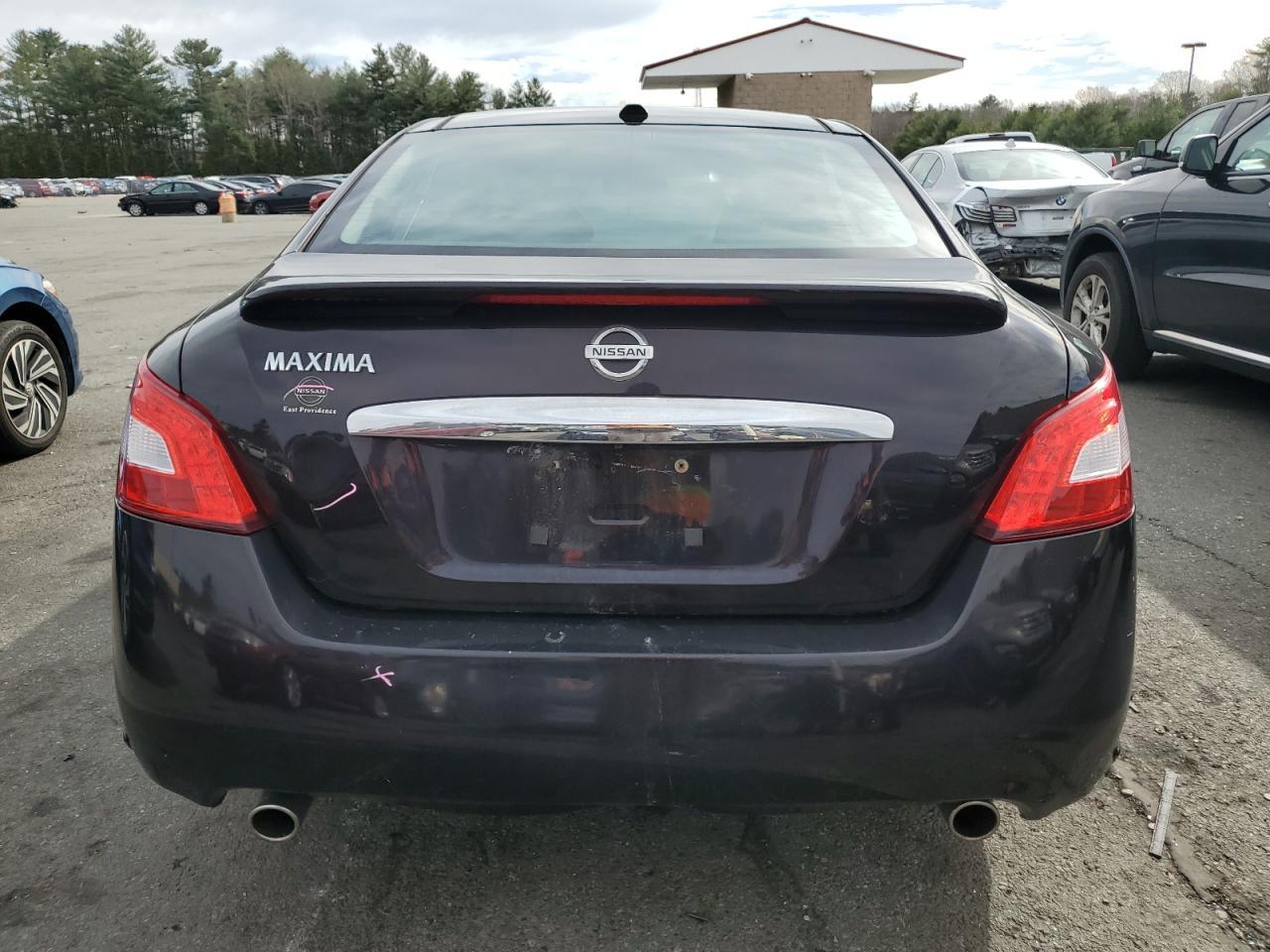 2011 NISSAN MAXIMA S - Фото 6