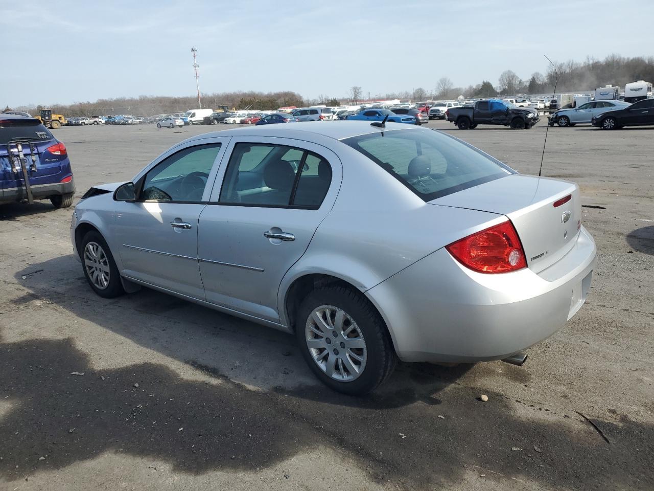 2010 CHEVROLET COBALT 1LT - Фото 2