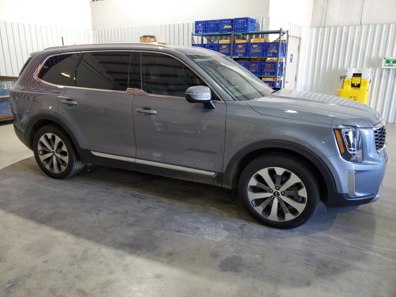 2020 KIA TELLURIDE - Image 4