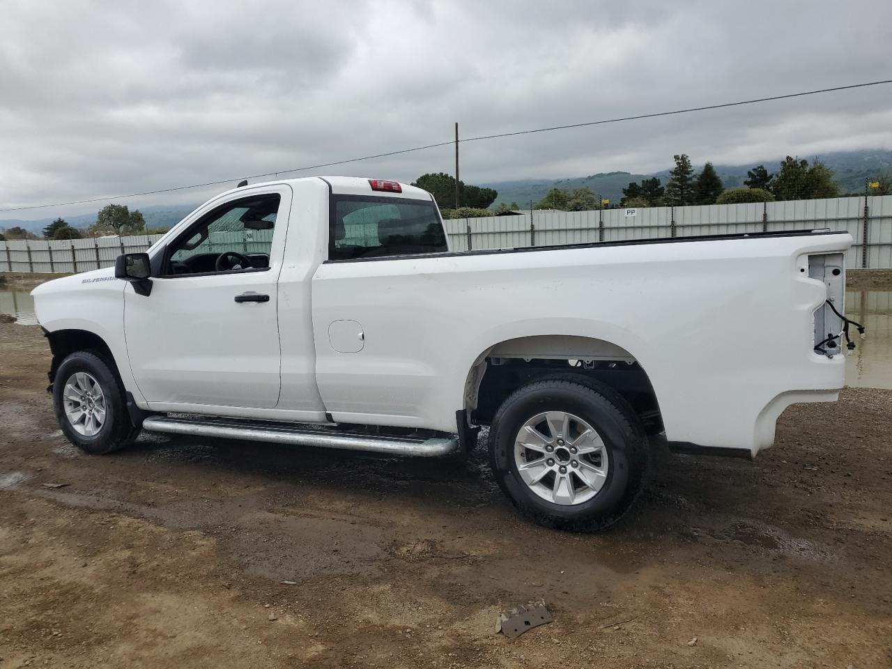 2024 CHEVROLET SILVERADO - Фото 2