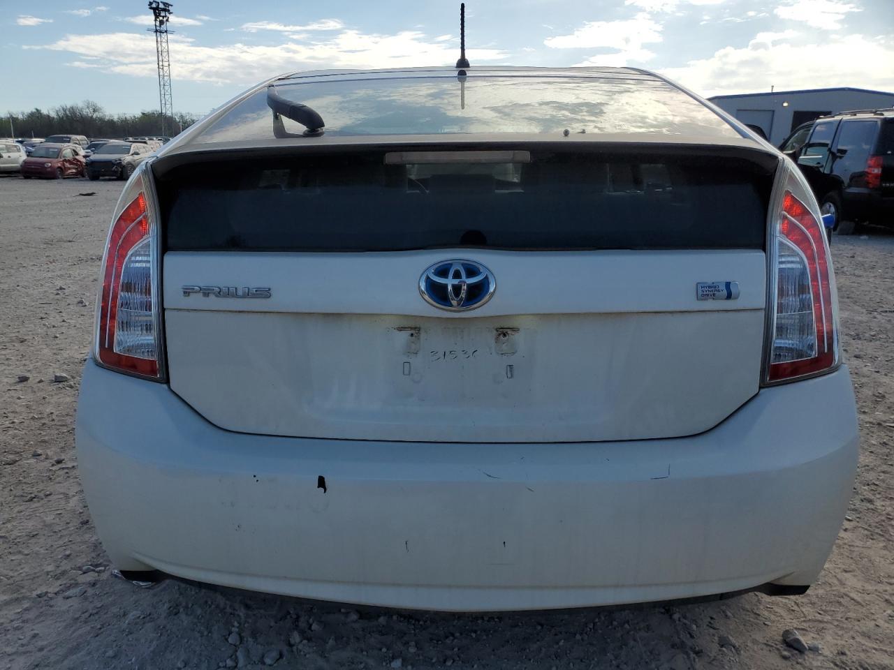2013 TOYOTA PRIUS - Фото 6