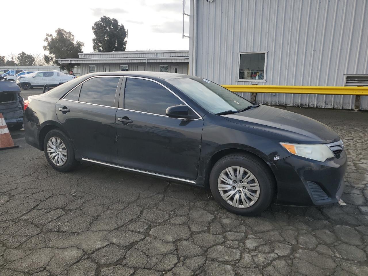 2012 TOYOTA CAMRY BASE - Фото 4