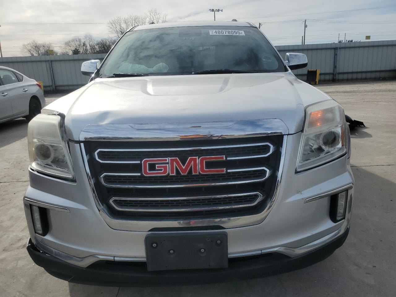 2016 GMC TERRAIN SL - Image 5