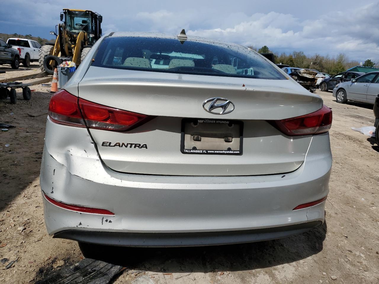 2017 HYUNDAI ELANTRA SE - Фото 6