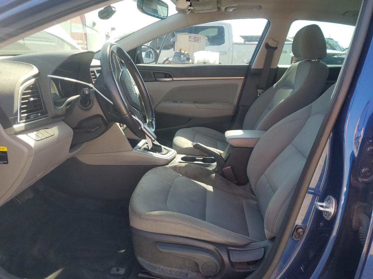 2018 HYUNDAI ELANTRA SE - Фото 7