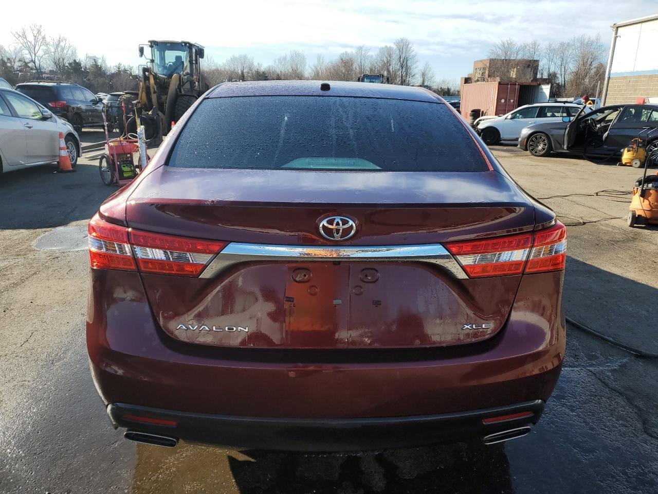 2015 TOYOTA AVALON XLE - Image 6