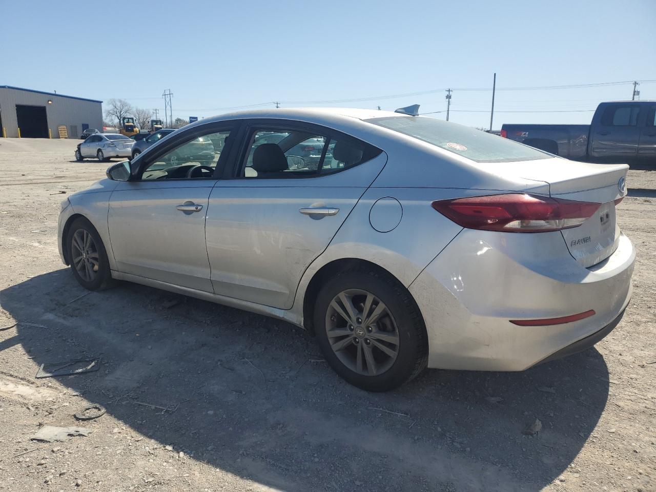2018 HYUNDAI ELANTRA SE - Image 2