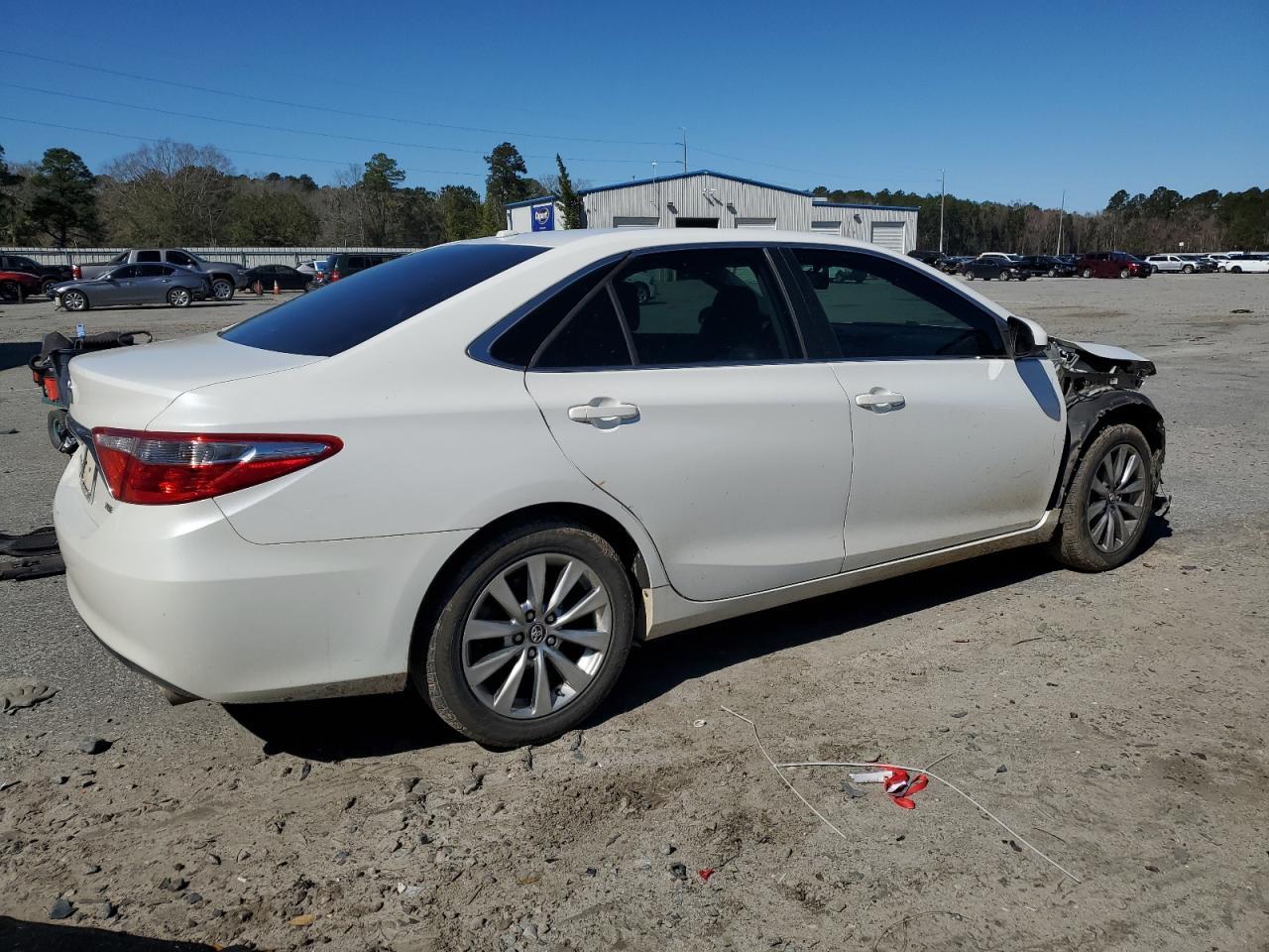 2017 TOYOTA CAMRY LE - Image 3