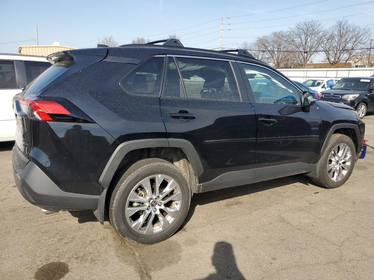 2024 TOYOTA RAV4 XLE P - Image 3