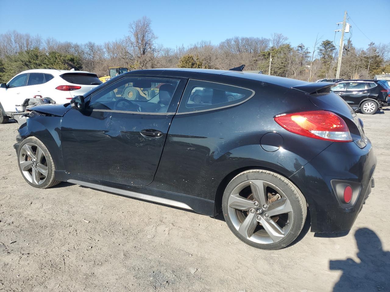 2013 HYUNDAI VELOSTER T - Image 2