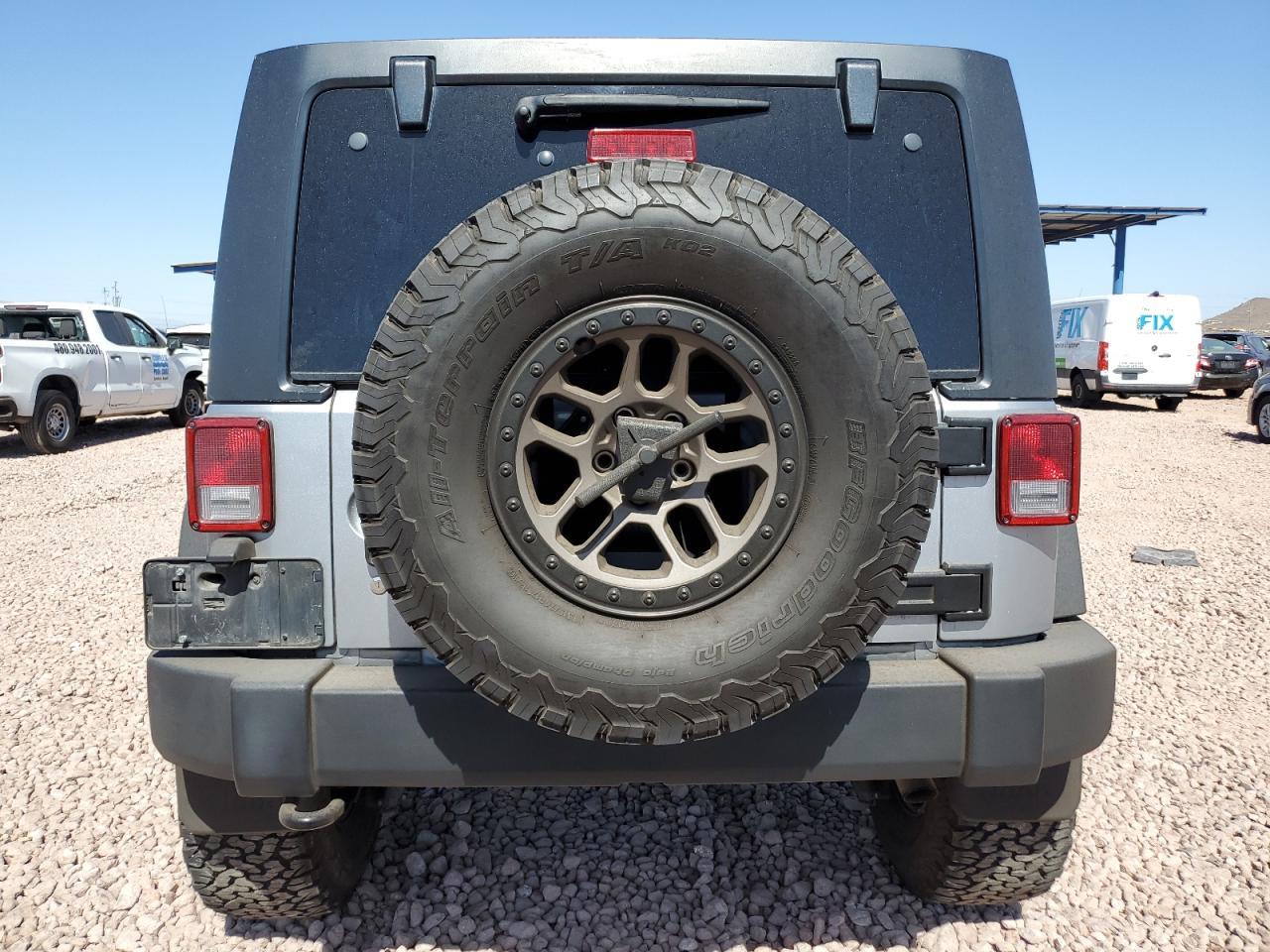 2014 JEEP WRANGLER U - Фото 6
