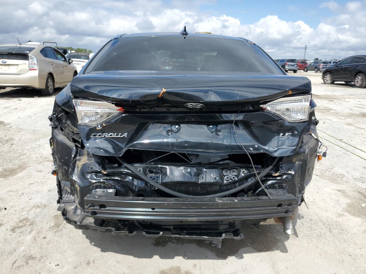 2021 TOYOTA COROLLA LE - Фото 6