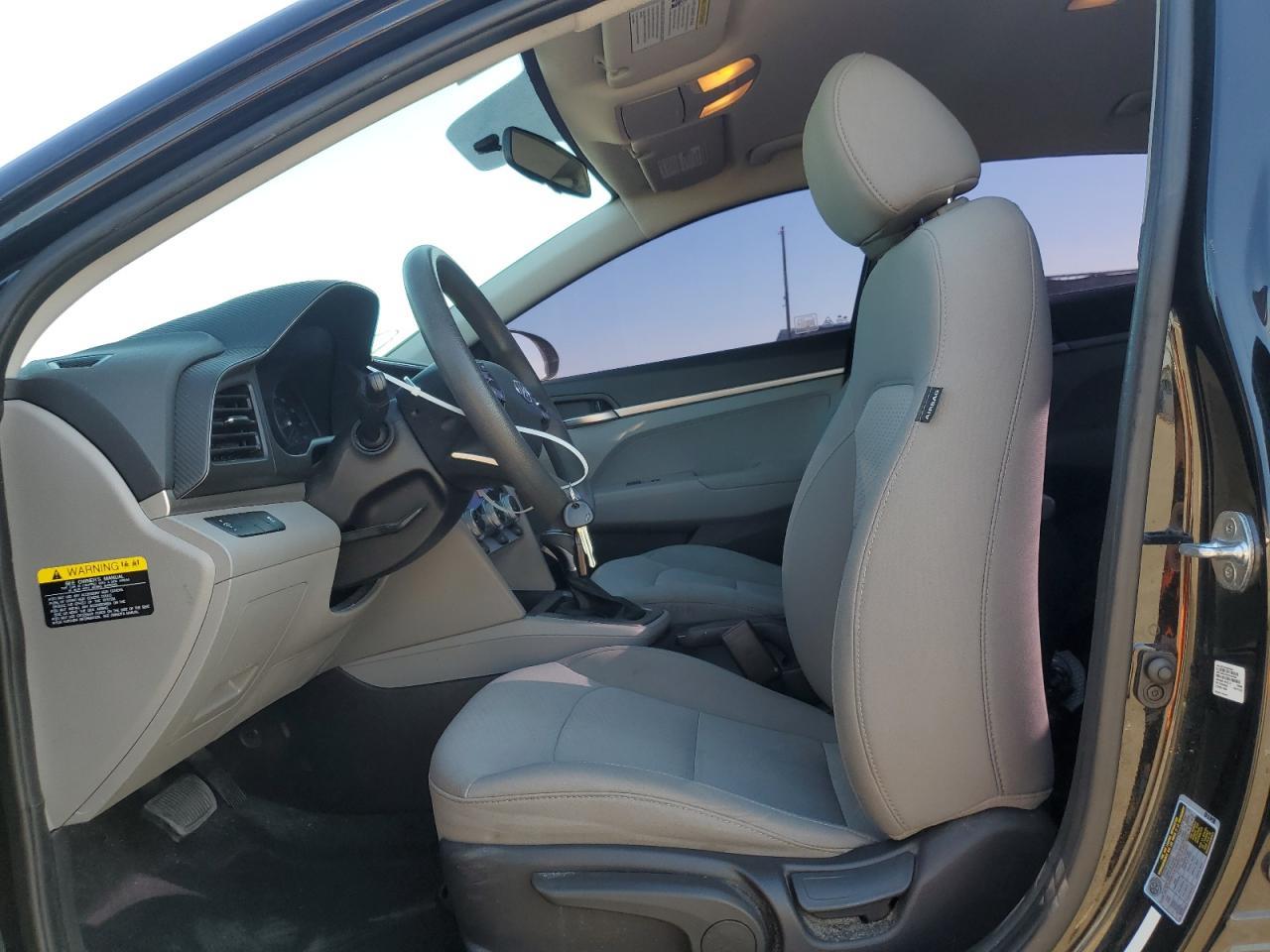 2019 HYUNDAI ELANTRA SE - Фото 7