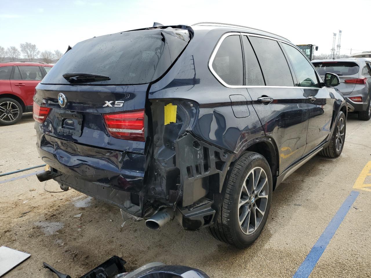 2017 BMW X5 XDRIVE3 - Фото 3