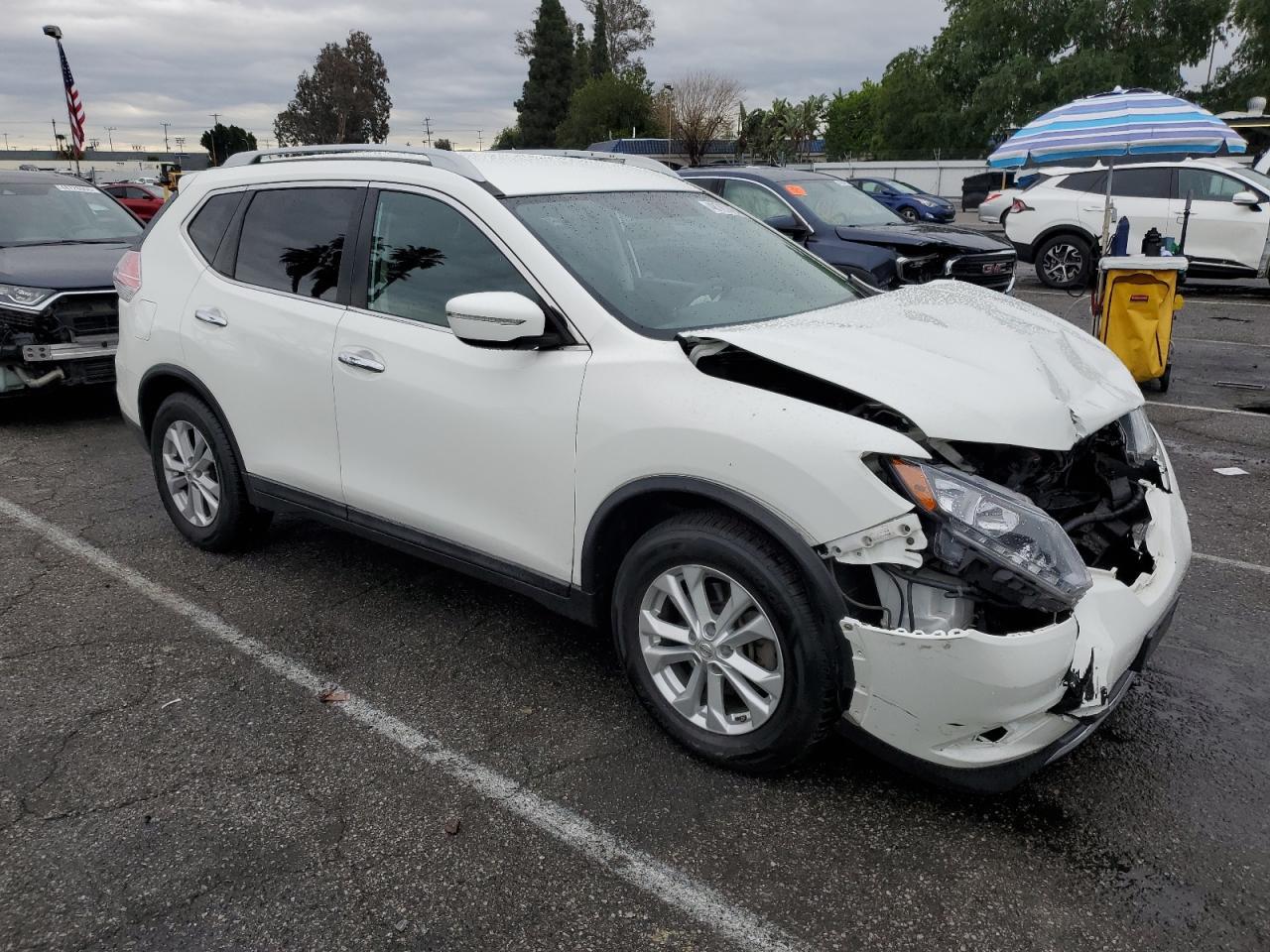 2015 NISSAN ROGUE S - Image 4