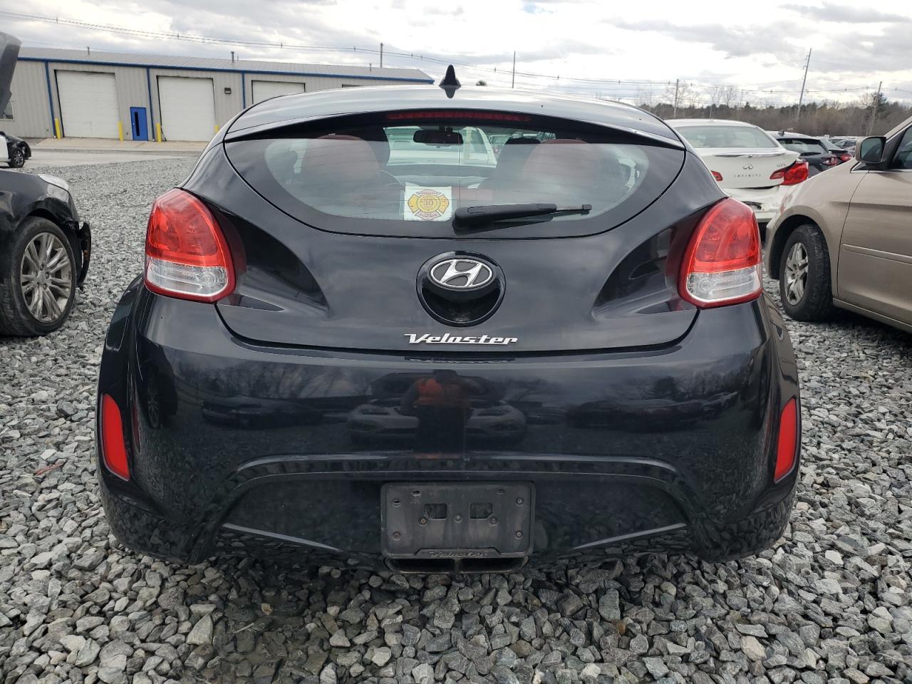 2013 HYUNDAI VELOSTER - Фото 6