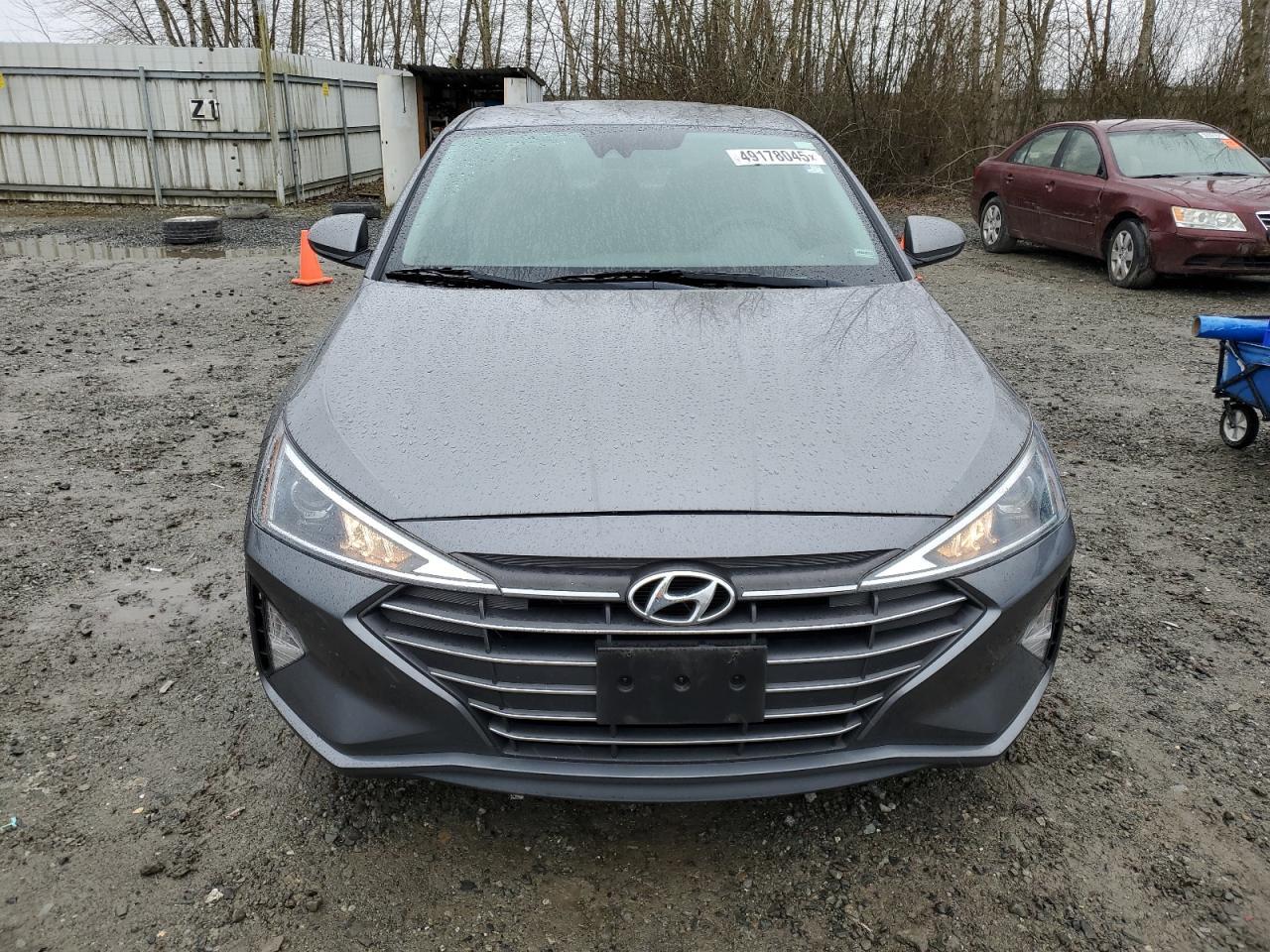 2019 HYUNDAI ELANTRA SE - Image 5