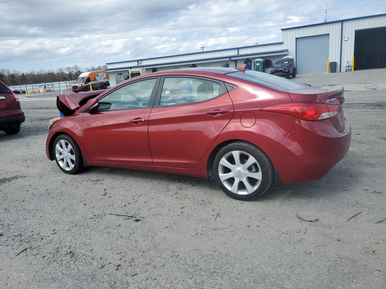 2013 HYUNDAI ELANTRA GL - Image 2