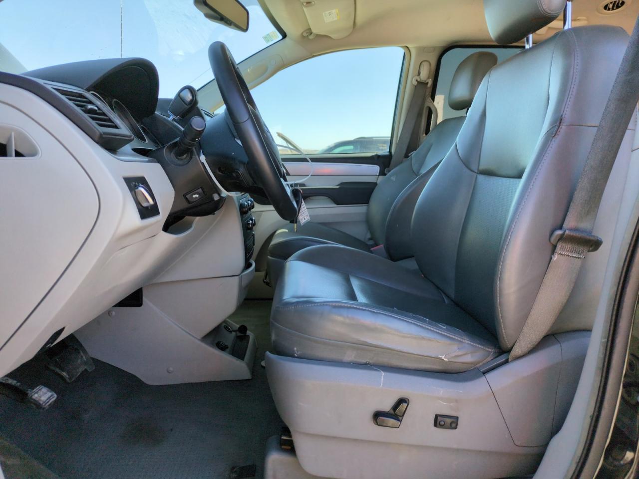 2012 VOLKSWAGEN ROUTAN SE - Фото 7