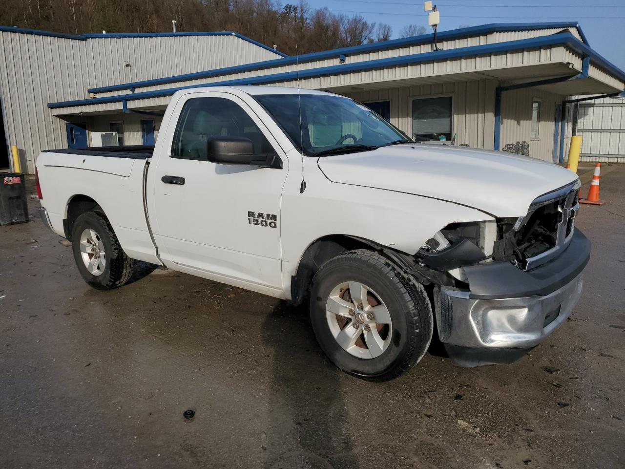 2018 RAM 1500 ST - Image 4