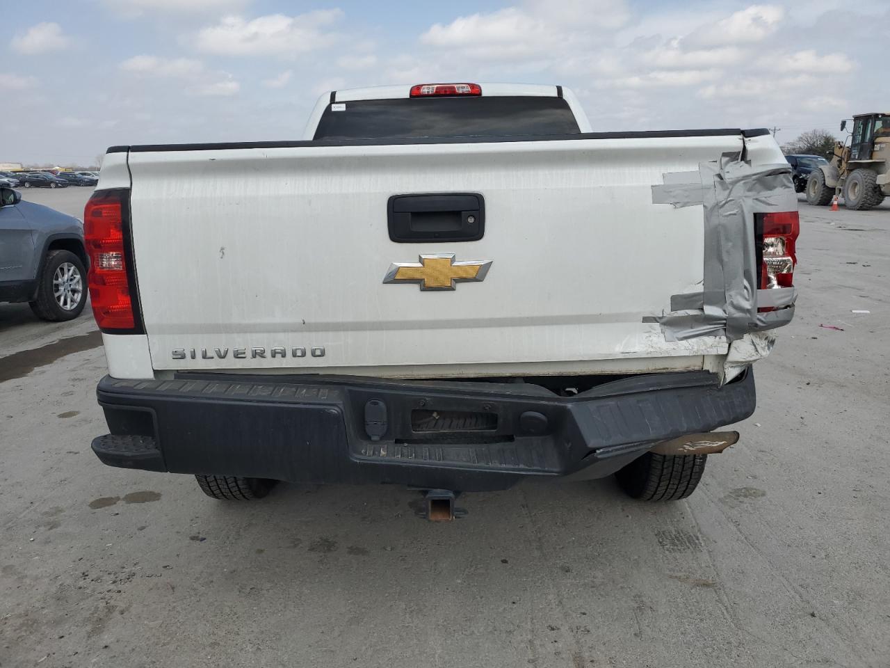 2018 CHEVROLET SILVERADO - Фото 6