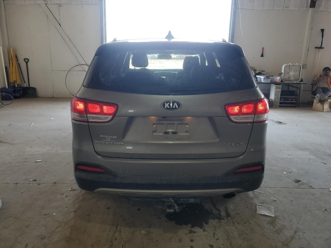 2016 KIA SORENTO EX - Image 6
