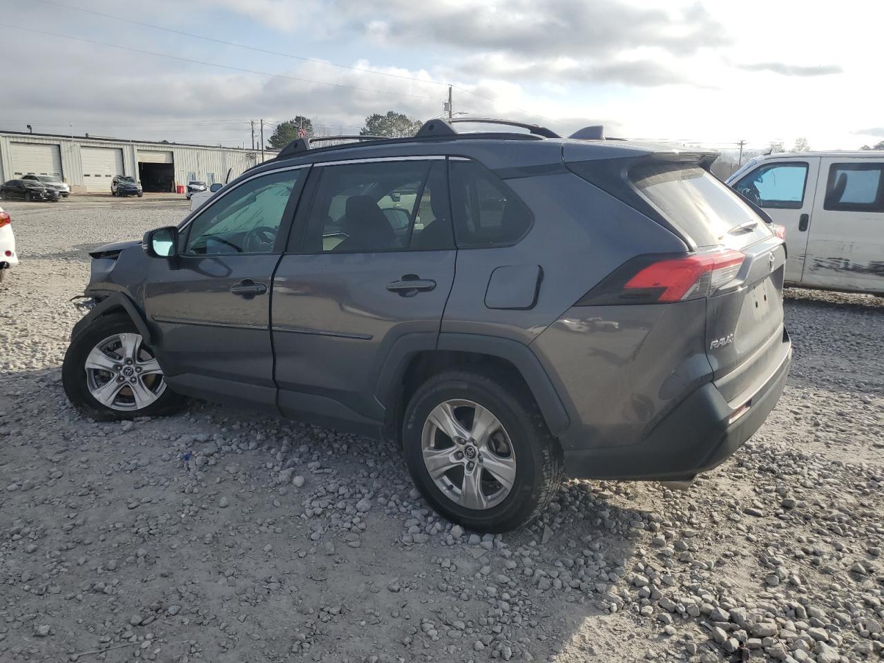 2020 TOYOTA RAV4 XLE - Image 2
