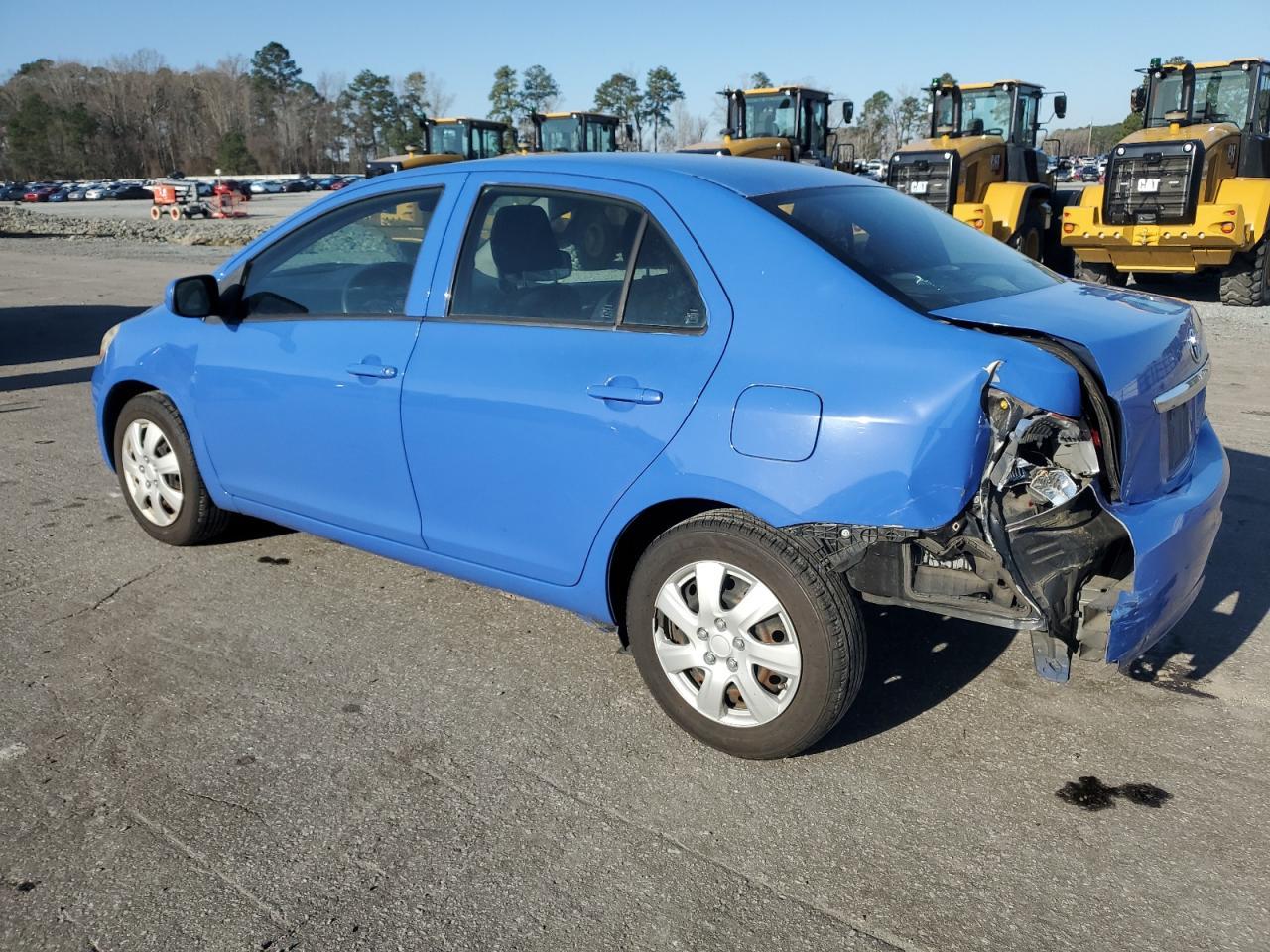 2012 TOYOTA YARIS - Фото 2