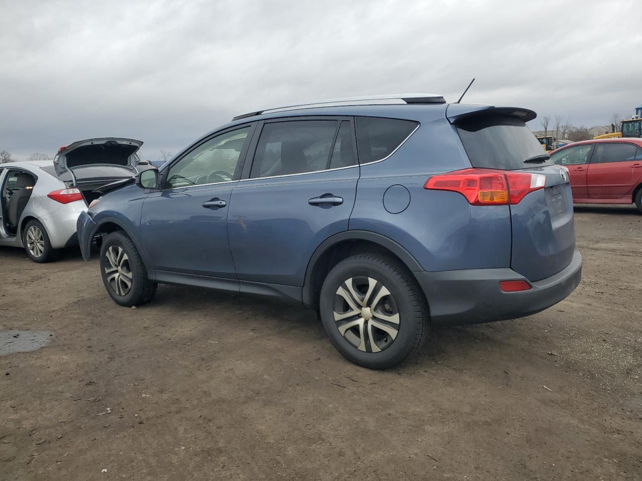 2014 TOYOTA RAV4 LE - Фото 2