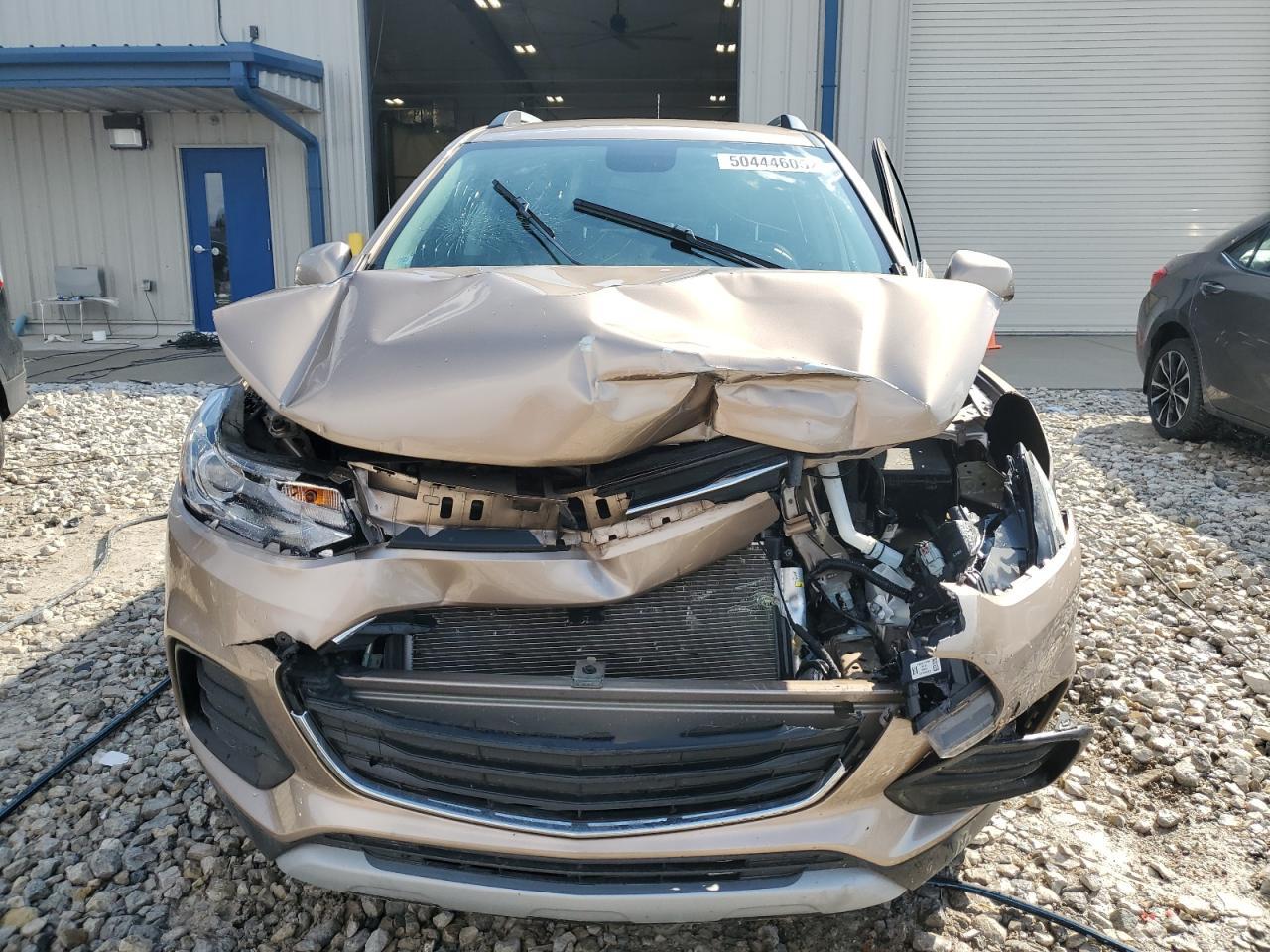 2018 CHEVROLET TRAX 1LT - Фото 5