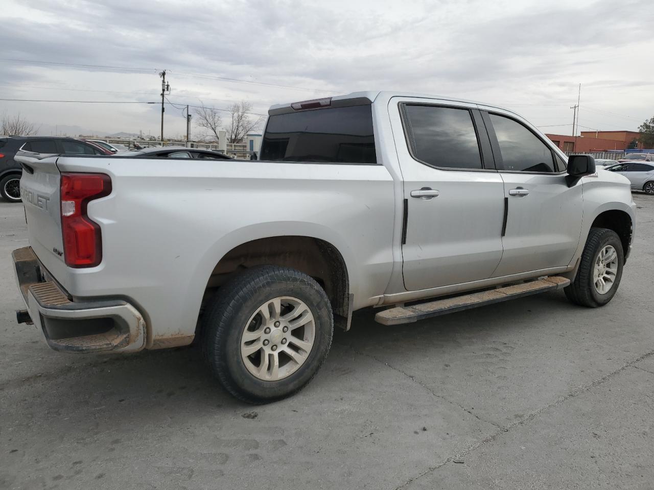 2021 CHEVROLET SILVERADO - Фото 3