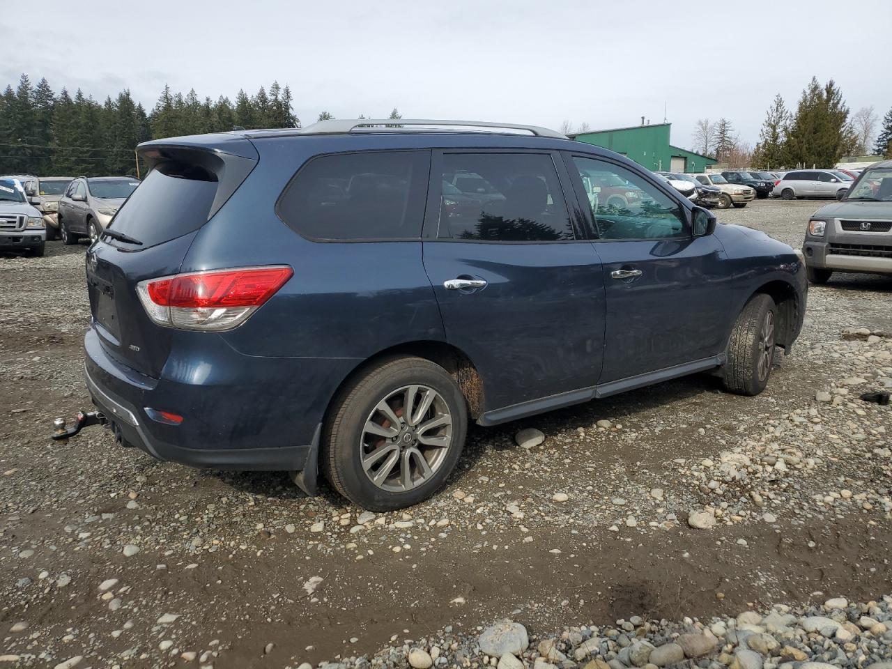 2013 NISSAN PATHFINDER - Фото 3