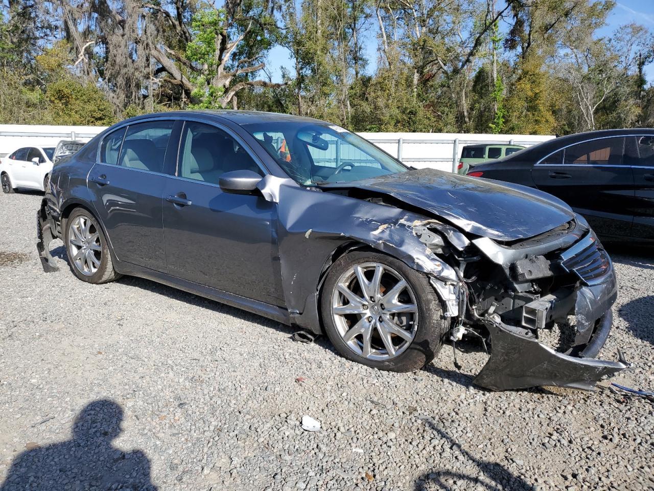 2012 INFINITI G37 - Image 4