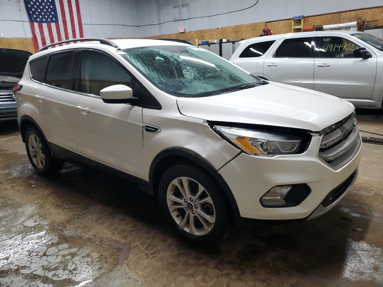 2019 FORD ESCAPE SEL - Image 4