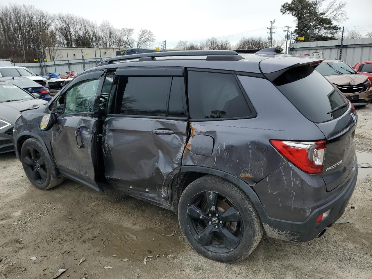 2019 HONDA PASSPORT E - Фото 2
