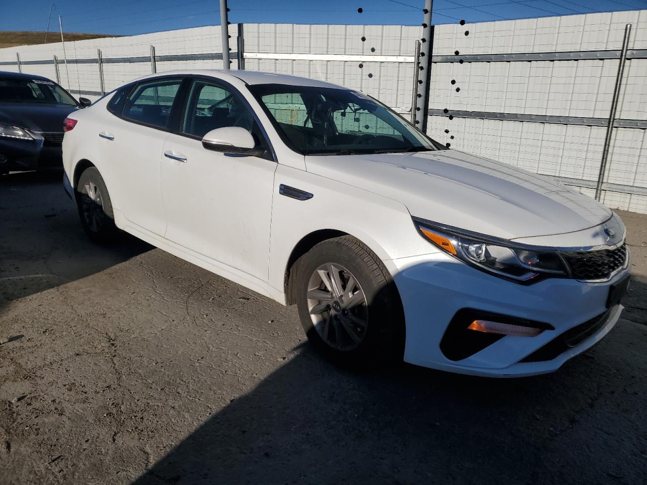2020 KIA OPTIMA LX - Image 4