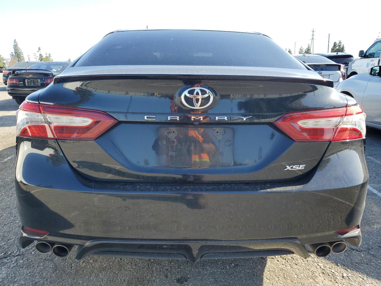 2018 TOYOTA CAMRY XSE - Image 6