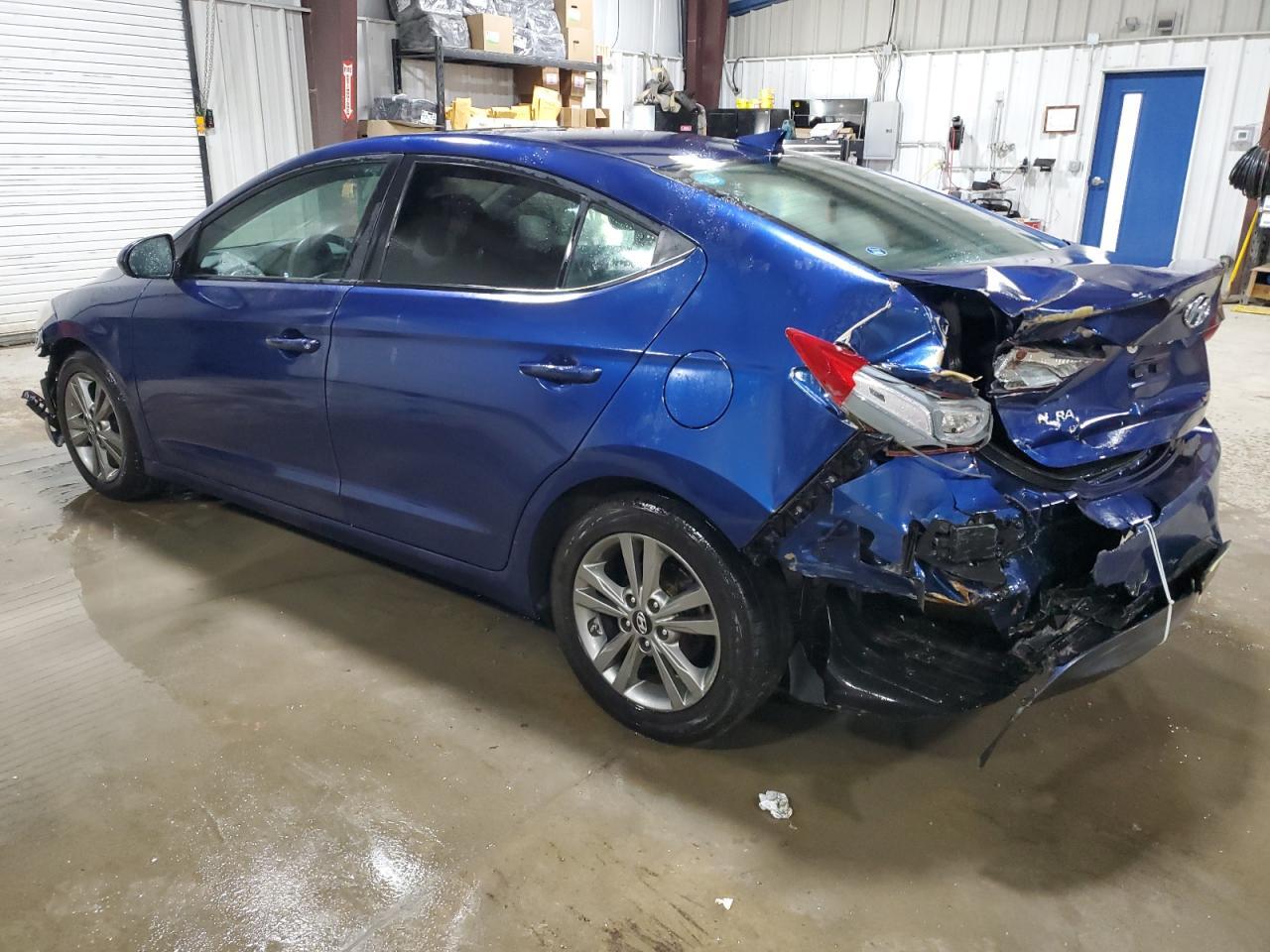 2018 HYUNDAI ELANTRA SE - Image 2