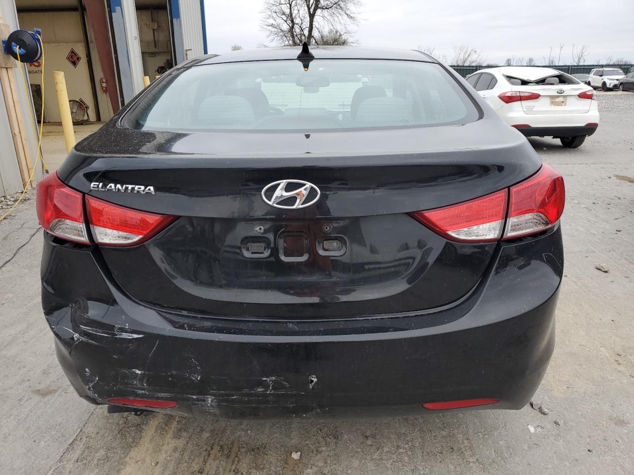 2013 HYUNDAI ELANTRA GL - Image 6