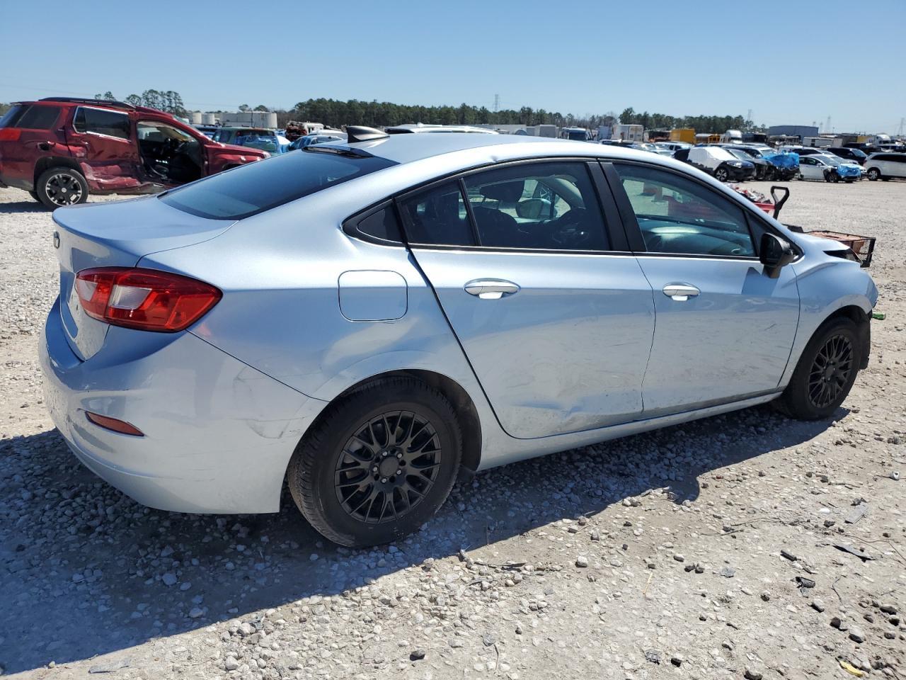 2017 CHEVROLET CRUZE LS - Image 3