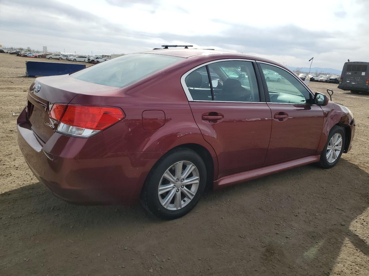 2011 SUBARU LEGACY 2.5 - Image 3